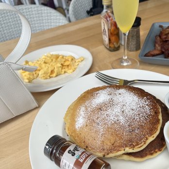 Ola Ocean Front - Pancakes Mimosas - Breakfast & Brunch Near Me - San Juan, Puerto Rico Ola Ocean Front - Pancakes Mimosas - Breakfast & Brunch Near Me - San Juan, Puerto Rico