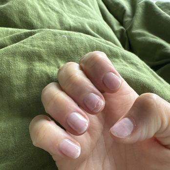 Savannah Nails - chipped gel polish - Nail Salons Near Me - Portland, Oregon Savannah Nails - chipped gel polish - Nail Salons Near Me - Portland, Oregon