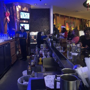 Mi Cocina - Bar scene - Tex-Mex Near Me - Dallas, Texas
