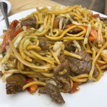 One Bite Dumpling - N9.Beef Chow Mein - Dim Sum Near Me - Santa Clarita, California