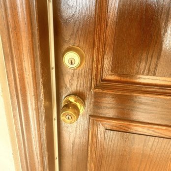 Pro Key Locksmith - Keys & Locksmiths Near Me - Granada Hills, California