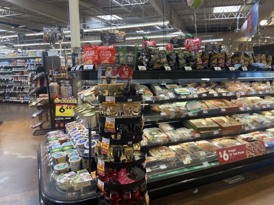 Ralphs by null