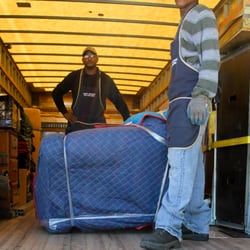 UMEX Moving & Storage - Made it. No sweat.