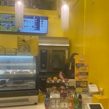 Beard Papa’s - Heaven awaits!! - Desserts Near Me - Pasadena, California