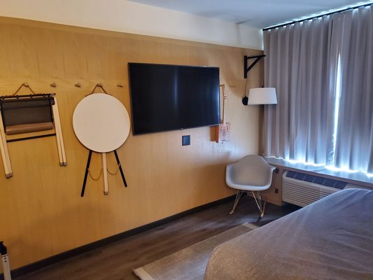 Moxy Memphis Downtown by null