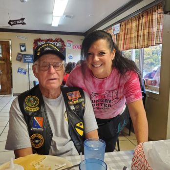 Hungry Hunter Restaurant - Our sweet waitress Lori was amazing!! - Breakfast & Brunch Near Me - Branson, Missouri