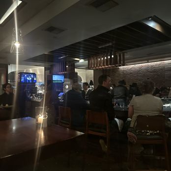 Nick's San Clemente - Inside seating - American Near Me - San Clemente, California