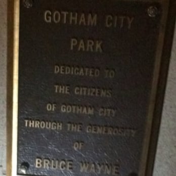 Batman The Ride - Thanks Bruce Wayne for the park but can you do something about these long coaster lines? - Amusement Parks Near Me - Gurnee, Illinois