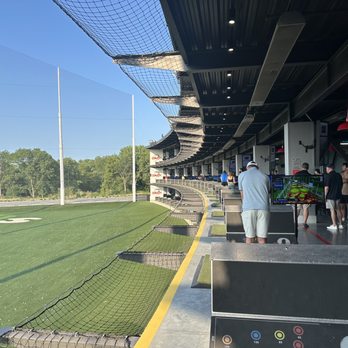 Back 9 Golf & Entertainment - Side view - Bars Near Me - Indianapolis, Indiana
