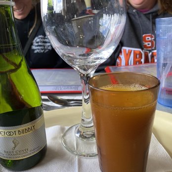 Stella's Diner - Mimosas - Diners Near Me - Syracuse, New York