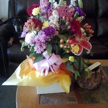 New York Florist - Asked for a cheerful bouquet, mentioned pinks and reds. So much more than I expected. - Florists Near Me - Redding, California