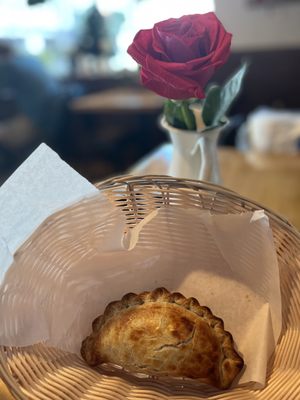 Cachito Coffee and Bakery | Lunch | Breakfast | Empanadas by null