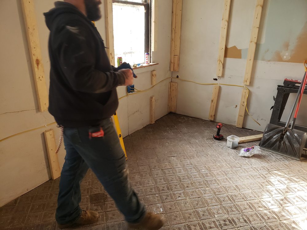 Slide of SS&S Contractors