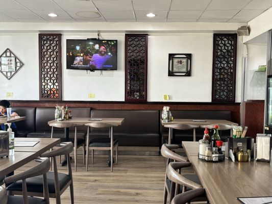 Morning Summit by null