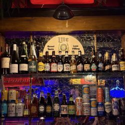 Hillsiders - Canned and bottled options
