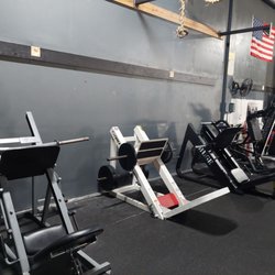 Body By TJ - Strength Training Machines - Leg Day