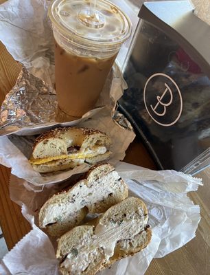 Blondies Bagels & Cafe by null