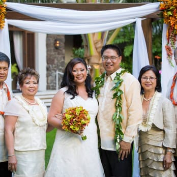 Su-V Expressions - Flowers, fabric, leis for our parents and my bouquet all done by Su-V! - Florists Near Me - Honolulu, Hawaii