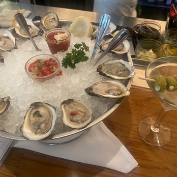 Hudson House - Oysters - Seafood Near Me - Addison, Texas Hudson House - Oysters - Seafood Near Me - Addison, Texas