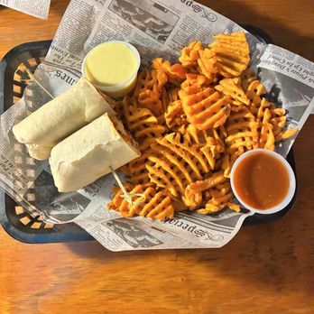 Hell's Kitchen - buffalo chicken wrap with sweet potato fries and honey mustard - American Near Me - Wilmington, North Carolina Hell's Kitchen - buffalo chicken wrap with sweet potato fries and honey mustard - American Near Me - Wilmington, North Carolina