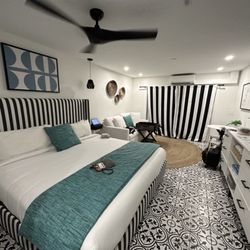 Anna Maria Island Inn - Guest room