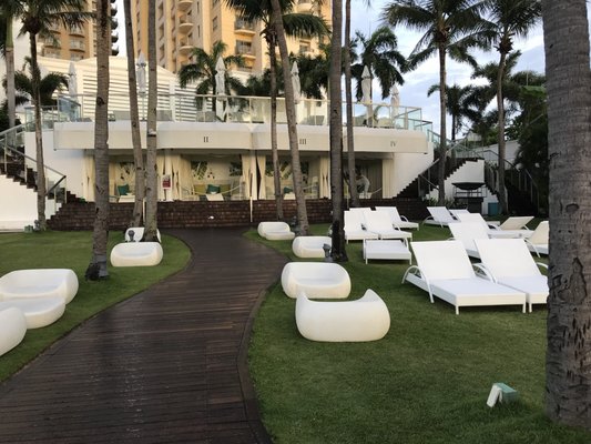 Mövenpick Cebu by null