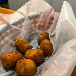Big Daddy's Of Lake Norman - Heshpappies