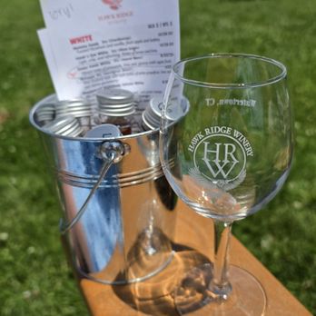Hawk Ridge Winery - Wineries Near Me - Watertown, Connecticut Hawk Ridge Winery - Wineries Near Me - Watertown, Connecticut