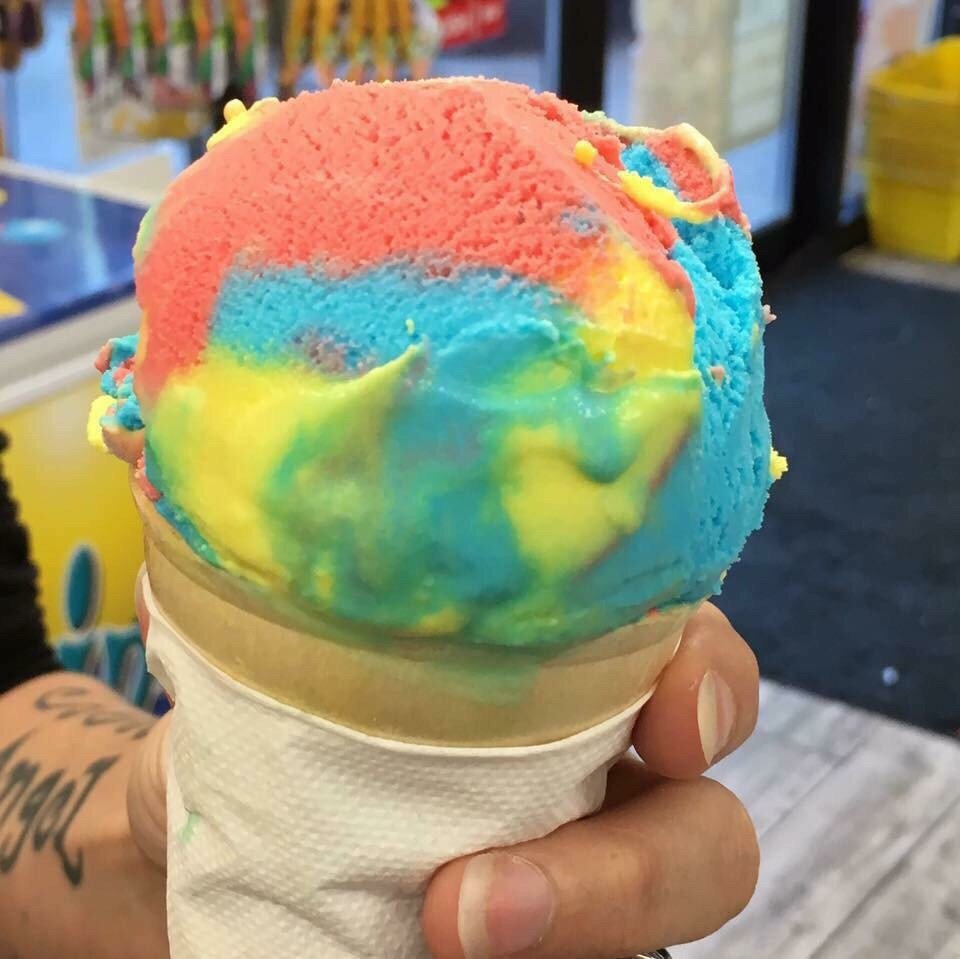 PANTRY SHELF Updated September 2024 20 Photos 426 Memorial Dr