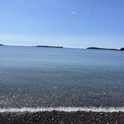 Jasper Beach - The rolling rocks