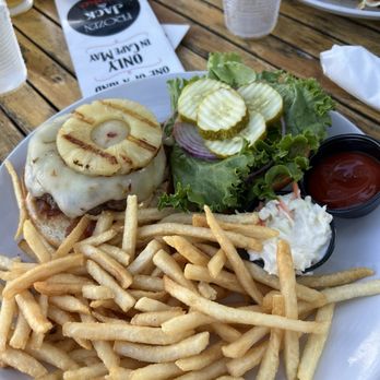 Elaines Cape May - Summer burger - American Near Me - Cape May, New Jersey Elaines Cape May - Summer burger - American Near Me - Cape May, New Jersey
