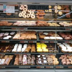 Hy-Vee - Yum my donuts.