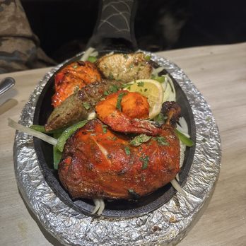 Raj Saffron House - Indian Near Me - Syracuse, New York