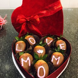 Chocolate Dipped Strawberries