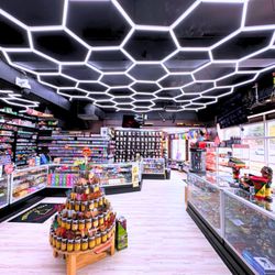 Tobacco Hut: Vape Shop/Fine Cigars - Store Interior