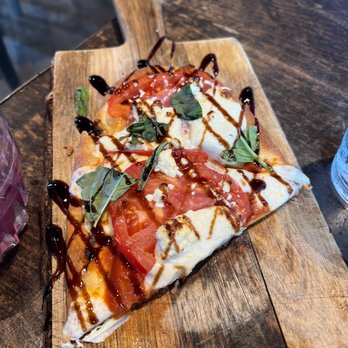 Crush & Brew - Margarita flatbread pizza - New American Near Me - Temecula, California Crush & Brew - Margarita flatbread pizza - New American Near Me - Temecula, California
