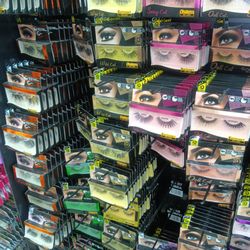 VV Beauty Supply - Eye lashes