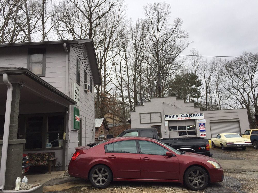 PHIL’S GARAGE Updated June 2024 30 Photos 390 Cleveland St