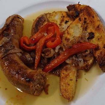 The Valley Inn - sausage, Vesuvio potatoes and red peppers is over top delicious! - Bars Near Me - Palos Hills, Illinois The Valley Inn - sausage, Vesuvio potatoes and red peppers is over top delicious! - Bars Near Me - Palos Hills, Illinois