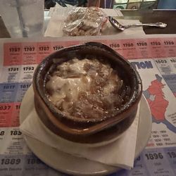 Founding Fathers Pub - French onion soup