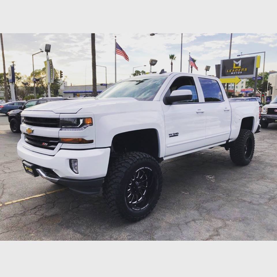 LEADERS MOTOR Updated August 2024 44 Photos 500 S Brand Blvd