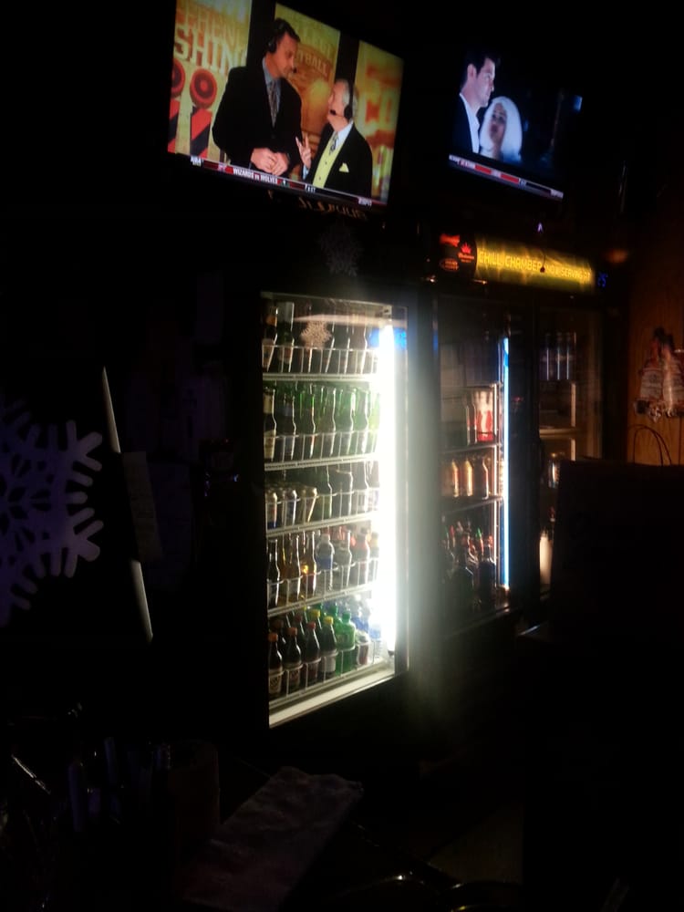 Elliott’s Cabaret Roadhouse Adult Entertainment 7807 N University