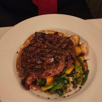 Ca'Bianca - Bisteca - Italian Near Me - Santa Rosa, California