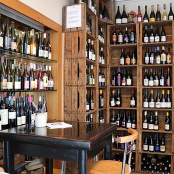 La Cave de l'Insolite - La Cave de l'Insolite - Beer, Wine & Spirits Near Me - Paris, 75 La Cave de l'Insolite - La Cave de l'Insolite - Beer, Wine & Spirits Near Me - Paris, 75