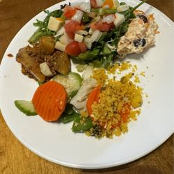 Feijao Com Arroz Restaurante - Salad Bar