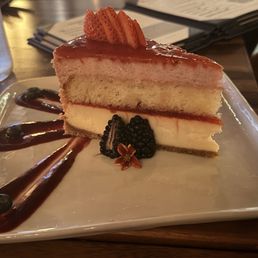Strawberry Shortcake Cheesecake