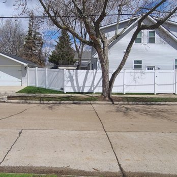 AIS Installations - Fences & Gates Near Me - Sterling Heights, Michigan