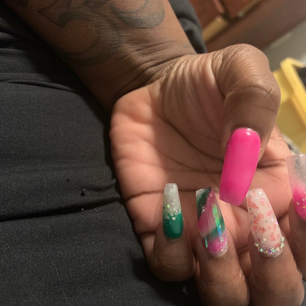 Shark Nail Bar - Left hand - Nail Salons Near Me - Lithonia, Georgia Shark Nail Bar - Left hand - Nail Salons Near Me - Lithonia, Georgia