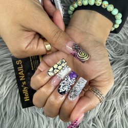 Holly’s Nails - Awesome nails