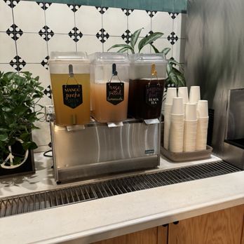 Flower Child - Interior - Vegetarian Near Me - Dallas, Texas Flower Child - Interior - Vegetarian Near Me - Dallas, Texas